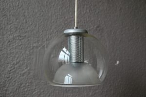 Suspension en verre et métal Egoluce lampe italienne design 1980