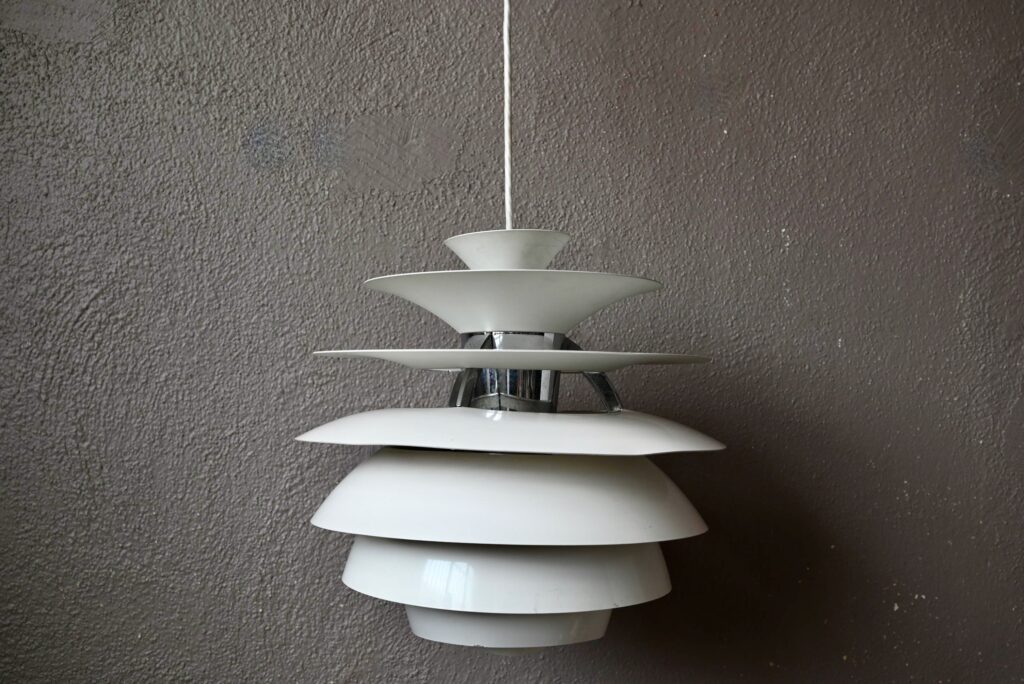 Suspension PH Snowball de Poul Henningsen Suspension PH Snowball de Poul Henningsen