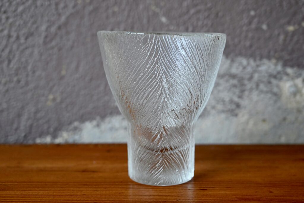 Vase finlandais Tuuli de Valto Kokko pour Iittala, 1970 Vase finlandais Tuuli de Valto Kokko pour Iittala, 1970