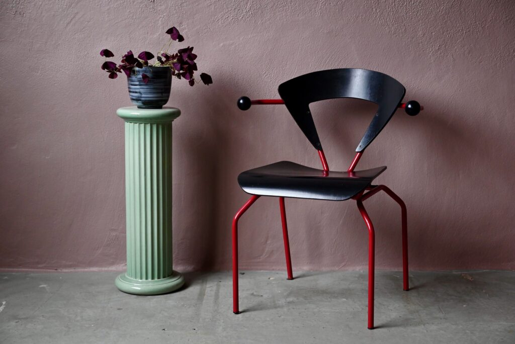 Chaise design Gyne Chaise design Gyne