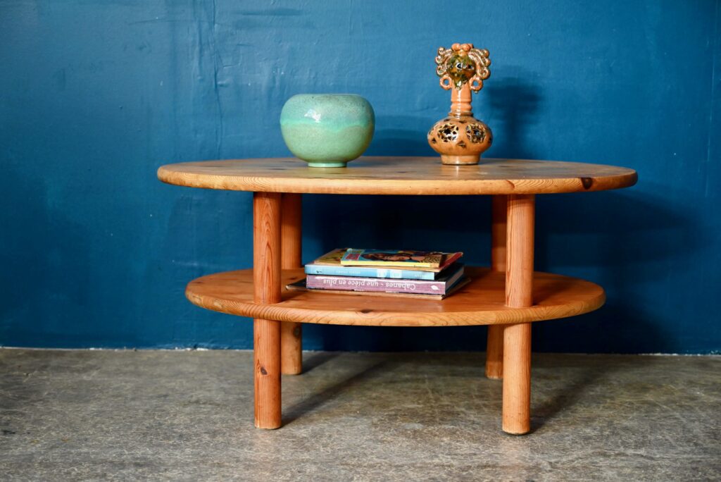 Table basse en pin massif Table basse en pin massif