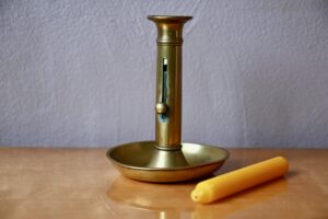 bougeoir ancien en laiton déco vintage et bohème
