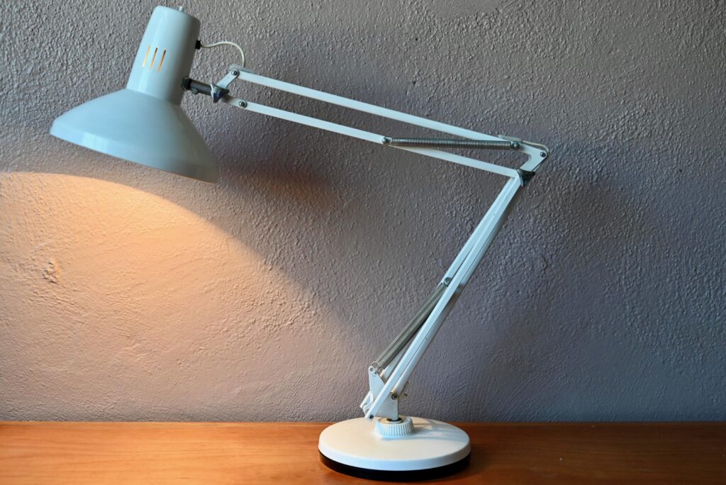 Lampe d’architecte blanche LEDU Lampe d’architecte blanche LEDU
