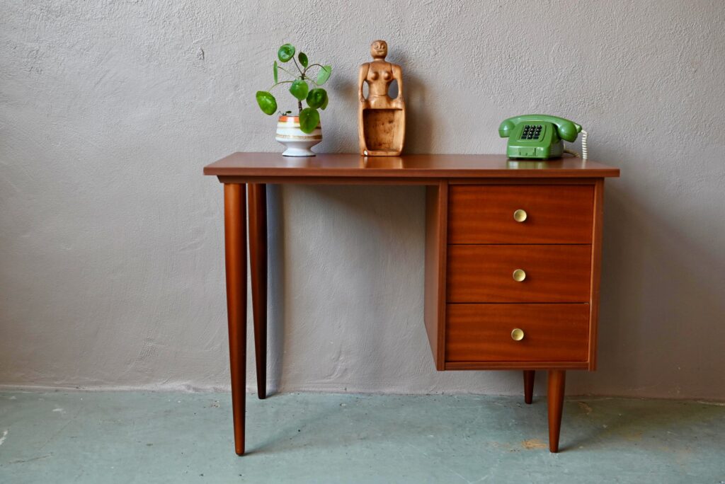 Bureau scandinave en teck Bureau scandinave en teck