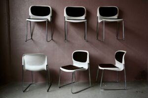 Série de 6 chaises Gerd Lange, chaises space age orange, chaises design italien années 70, design années 80, design space age, design plastique