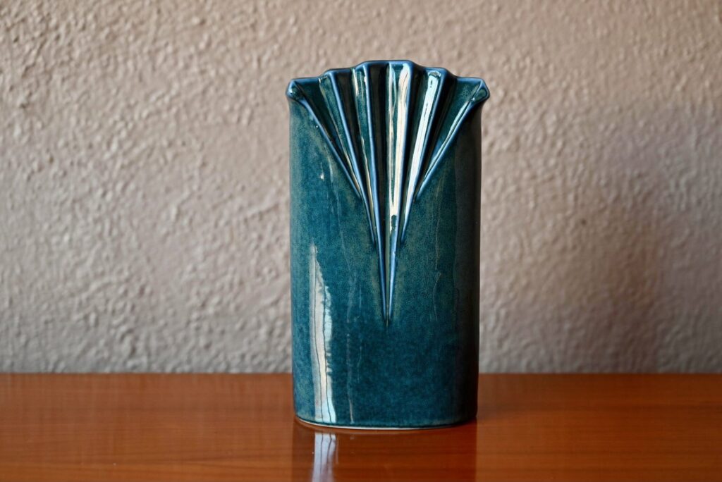 Vase en porcelaine de Virebent, vase porcelaine, vase art déco, vase art déco céramique, vase art déco collection, vase art déco vert, porcelaine de virebent, céladon vase céladon, grand vase art déco, grand vase bleu, déco vintage années 60