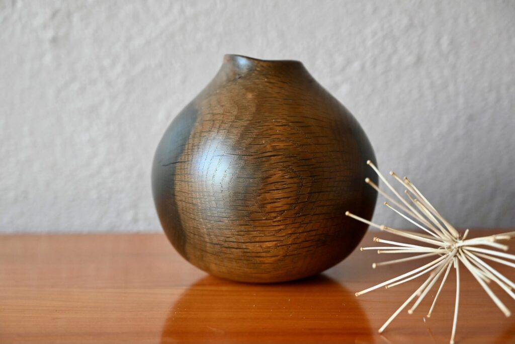 Vase danois en bois tourné