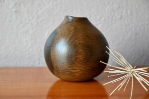 Vase danois en bois tourné