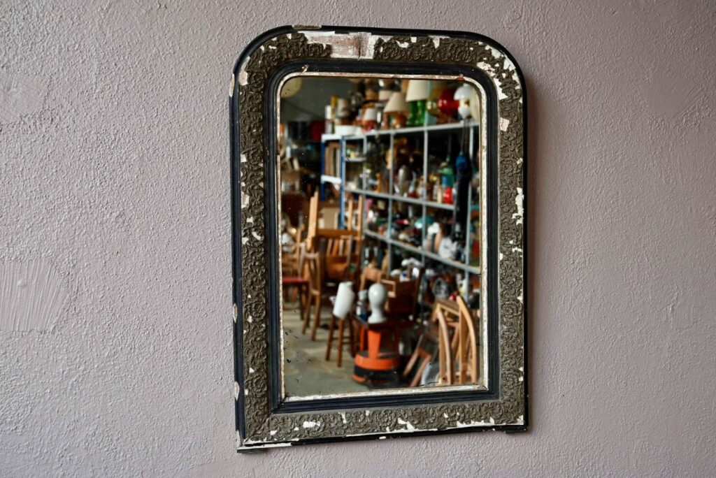 Miroir ancien Amaury, grand miroir ancien, grand miroir stuc doré, miroir 19e siècle, miroir ancien bois, miroir ancien patiné, grand miroir bohème, miroir bohème décoration murale, miroir bohème ancien, miroir bohème patiné, miroir patiné