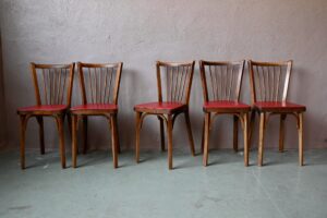 Série de 5 chaises bistrot Baumann rouge, chaises baumann, lot chaises baumann, chaises baumann vintage, 6 chaises bistrot, chaises bistrot à barreaux, chaises bistrot années 60, chaises bistrot baumann, chaises bistrot bohème, chaises bistrot en bois, chaises bistrot traditionnelles, chaises bistrot restaurant