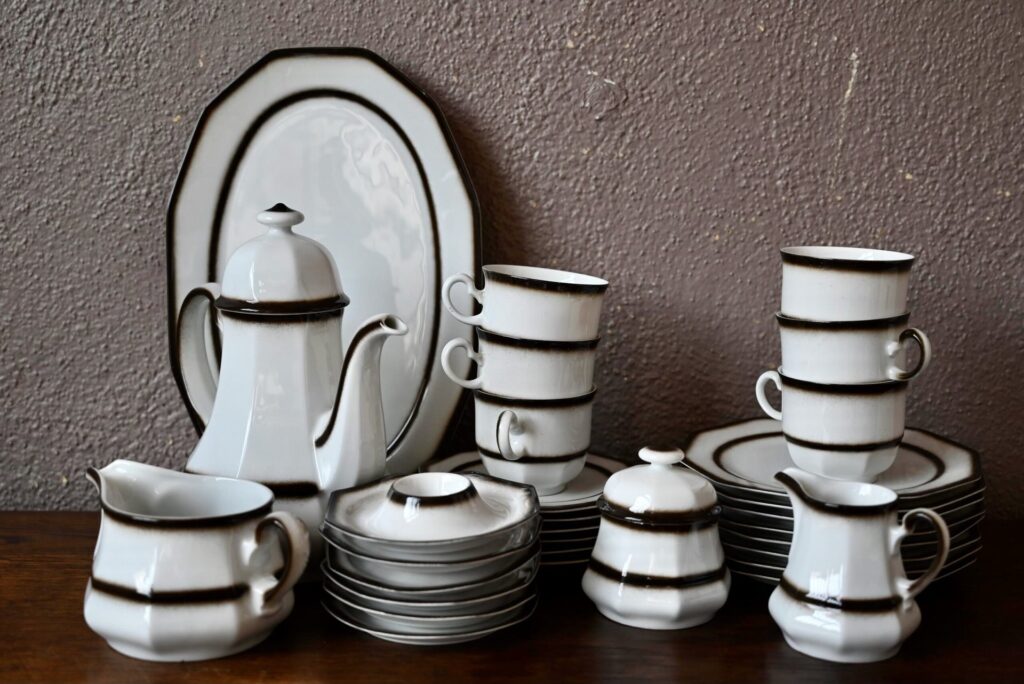 Service à thé Winterling Bavaria, Service à thé, service à thé bohème, service à thé vintage, porcelaine de Bavière Winterling, vaisselle winterling, service à café bohème, Service à café midcentury, service à café porcelaine, service à café vintage