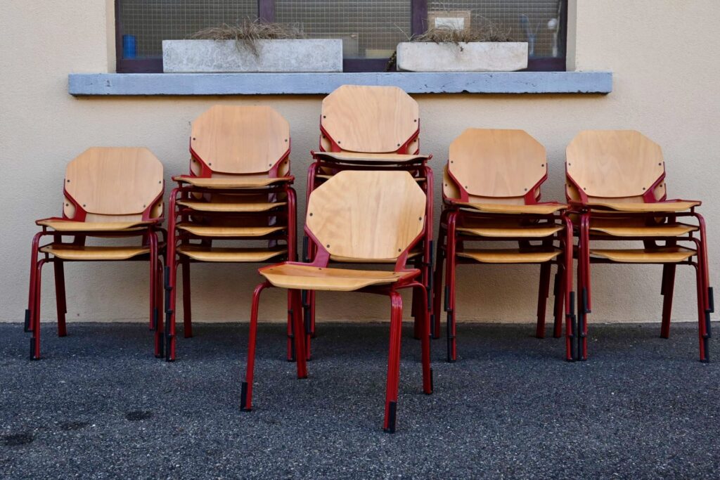 Série de 34 chaises postmodern Rio Fröscher, 1980, chaise design, chaises vintage, mobilier vintage, design allemand, postmoderne, chaises, métal, contreplaqué, fröscher