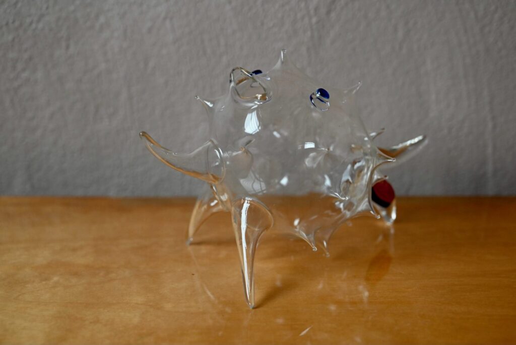 Poisson en verre soufflé MB, grand vase en verre, vase en verre ancien, vase en verre, vase verre suède, vase années 60 design, vase verre bleu, vase verre bullé, vase verre vintage, céramique poisson, coupe poisson, poisson, verrerie, art à la française, art brut, art de la table bohème, art français, art populaire, décoration en verre art déco