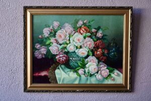 Tableau chromolithographie aux Roses, tableau, tableau ancien, tableau ancien encadré, tableau fleurs, tableau vintage, grand tableau, décoration bohème, décoration bohème de ferme, décoration bohème jardin, décoration bohème rétro, décoration bohème vintage, tableau bohème, déco murale, déco murale années 50, déco murale art déco, déco murale rétro, déco murale vintage