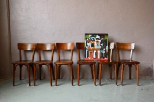 Série 6 chaises de bistrot Baumann, chaises bistrot baumann, chaise baumann bistrot, chaises bistrot en bois, chaises bois courbé, chaise bistrot cannée, chaises bois années 70, 6 chaises bistrot, chaise bois courbé vintage, chaise baumann rétro, chaises anciennes baumann, chaise vintage baumann, design baumann années 50