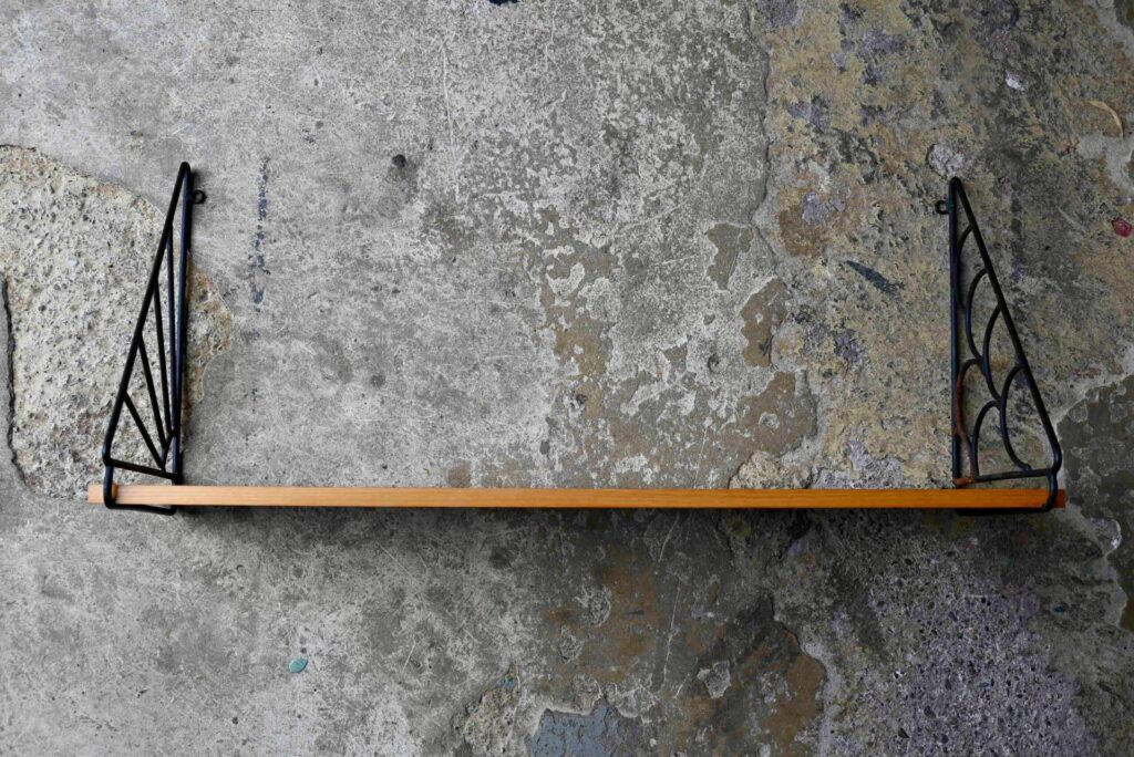 Étagère String Adèle, étagère murale vintage, étagère murale, étagère design, étagère design minimaliste, étagère vintage rétro, étagère en bois vintage, étagère industrielle vintage, étagère murale string, étagère string, étagère ancienne, étagère murale minimaliste années 60