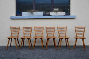Série de 6 chaises bistrot Bombenstabil, chaises bistrot en bois, chaises bistrot scandinave, chaises design années 50, chaises design années 60, chaises style scandinave, 6 chaises bistrot, chaise design scandinave, ensemble chaises bois vintage, chaise pieds compas, Chaise Vintage, chaise vintage en bois, Chaise Bistrot, grande série de chaise vintage, grande série de chaises bistrot, grande série de chaises en bois, grande série de chaises vintage, série de chaises bistrot, série de chaises campagne, série de chaises scandinaves, série de chaises restaurant, série de chaises vintage restaurant