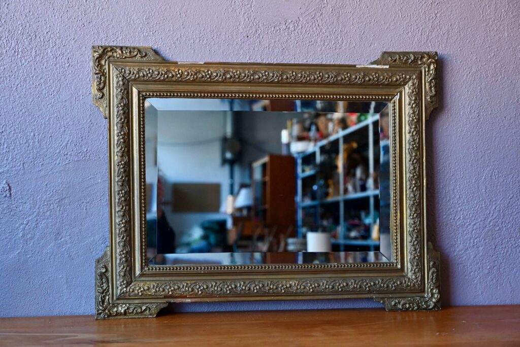 Miroir ancien doré Bethy, grand miroir stuc doré, Miroir ancien stuc doré, miroir cadre en bois, miroir doré ancien, miroir classique vintage, miroir mural, miroir en bois, miroir stuc doré 1900