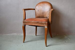 Fauteuil bridge Art Déco, fauteuil art déco, fauteuil art déco en bois, fauteuil bureau art déco, fauteuil bridge cuir, fauteuil de bureau cuir, fauteuil des années 30, fauteuil cuir, fauteuil années 30, fauteuil bridge, années 20, années 30, design art déco, mobilier design art déco