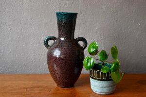 Grand vase amphore Accolay, céramique en grès, grès émaillé, grand vase en grès, céramique century, mid century, design des années 60, céramique années 60 scandinave, accolay, céramique accolay, grand vase accolay, les potier accolay, potier d'accolay, vase accolay, vase pichet accolay, céramique france, céramique midcentury, objet collection